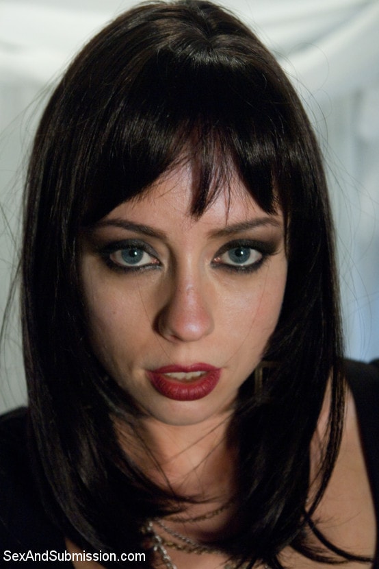 Kristina Rose - Vamp Episode 1: A Fall From Grace | Picture (11)