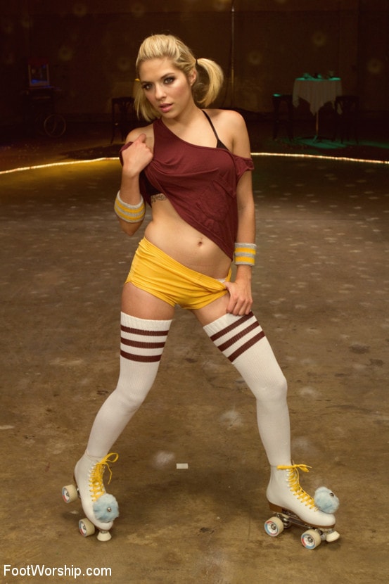 Lia Lor - Dirty Socks and Roller Skates featuring Chastity Lynn and Lia Lor | Picture (17)