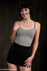 Alani Pi - Alani Pi - Head Shaved Slut Live Show - Part 2 | Picture (1)