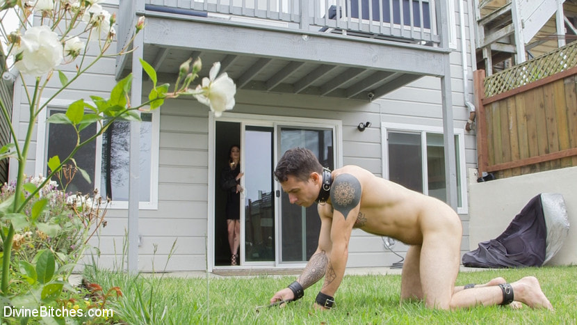 Even good boys fuck up: Arabelle Raphael teases and punishes slave