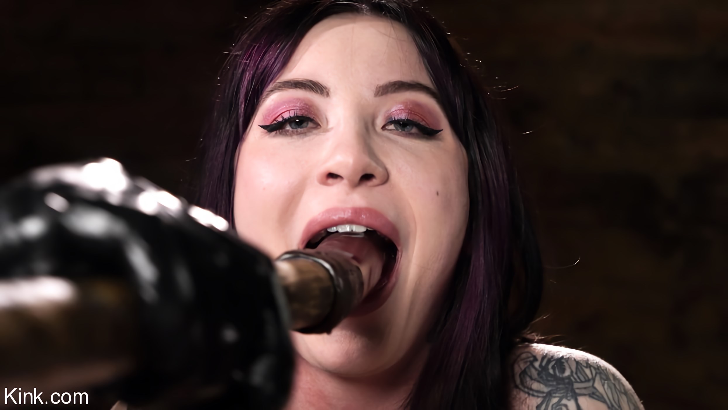Charlotte Sartre: Extreme Bondage