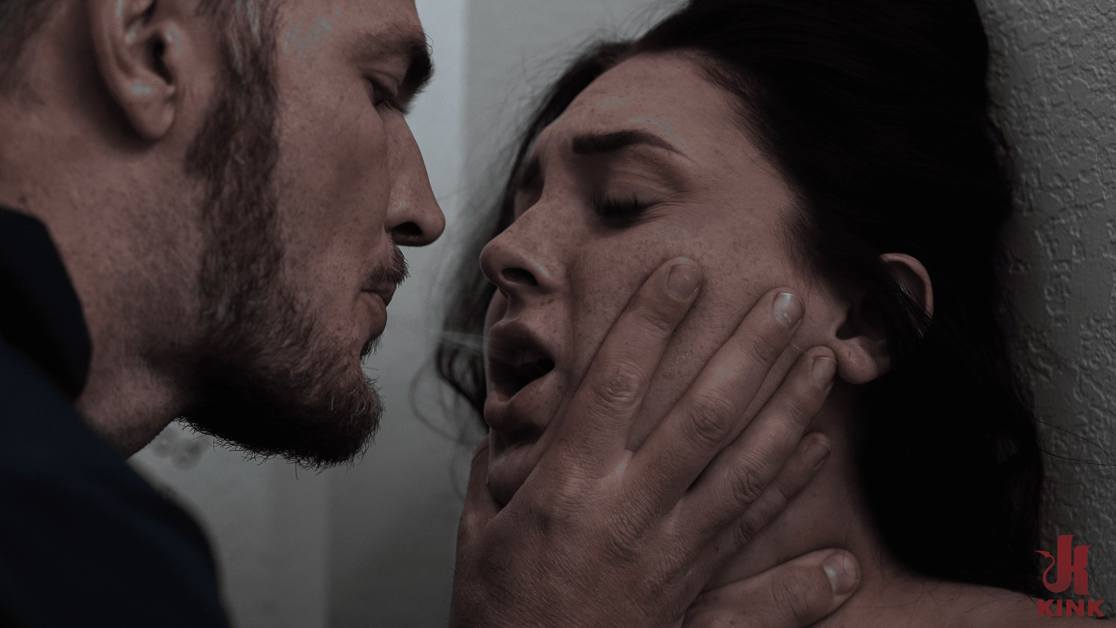 Wrong Place at the Wrong Time: Charlotte Sins and Christian Wilde