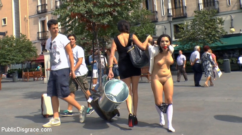 Chiara Diletto - Sexy Spanish Slut Chiara fully exposed on the streets of Madrid | Picture (23)