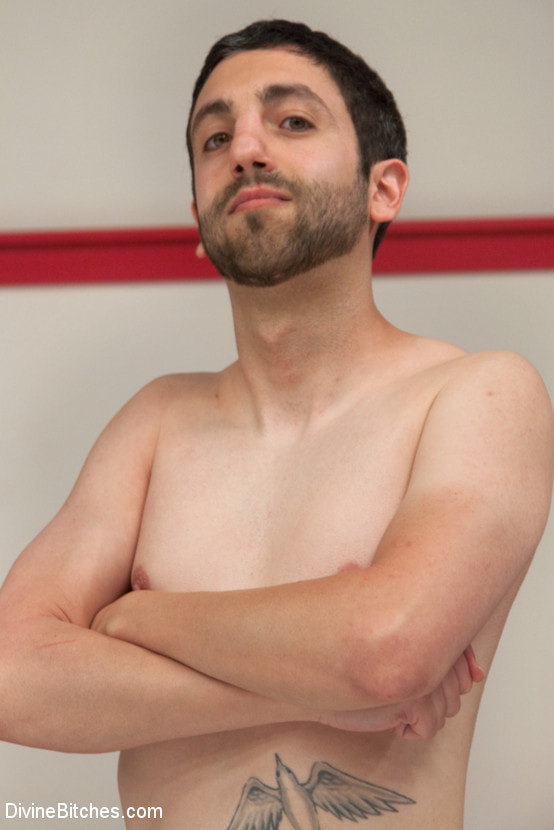 Beautiful Blond whoops on a man in a 100Percent competitve wrestling matchup