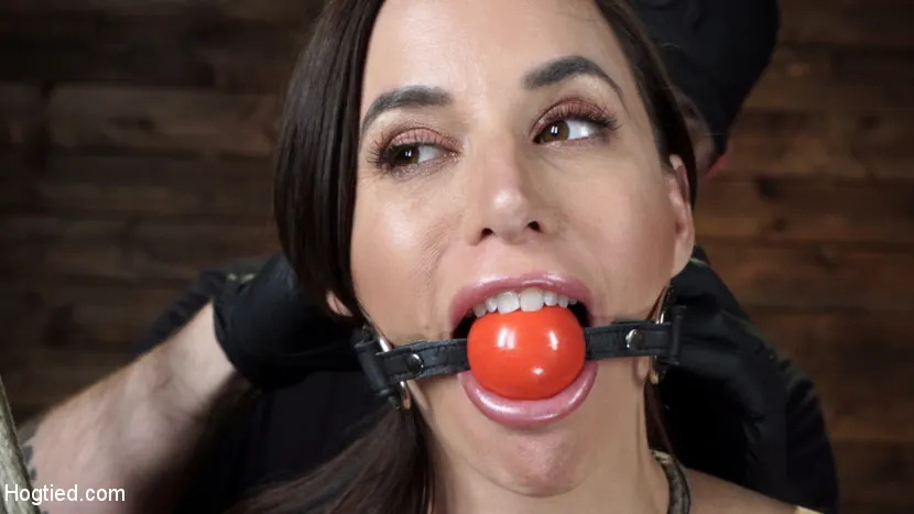 Gia DiMarco - Gia DiMarco is Back! Grueling Bondage And Mind-Blowing Orgasms | Picture (12)