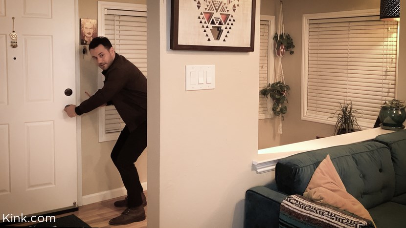 The Snooper: Gia DiMarco Uses Peeping Tom As Her Sex Toy!