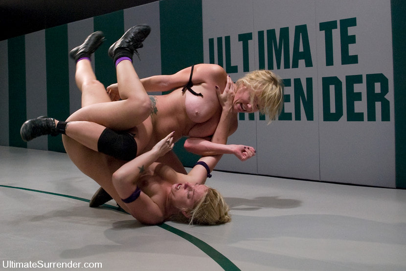 Hollie Stevens The Amazon (1-0) vs Adrianna Nicole The Adrianaconda (0-0)