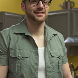 Impregnate me, Bull! My Husband doesn't measure up!