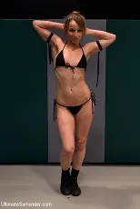 Jessie Cox - Former collegian cheerleader, takes on street tough rookie, in a non-scripted wrestling match. | Picture (8)