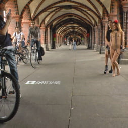 Filthy Lullu Gun Gets Fully Naked and Barefoot on Dirty Streets
