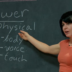 It's Not All About Pain - Sensual Control in Dominance