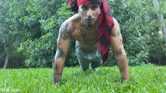 King Noire - Fantasy Fitness: Jet Setting Jasmine and King Noire Work Out the Kinks | Picture (1)
