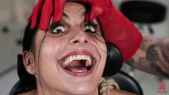 Leigh Raven - A Beautiful Beating | Picture (2)