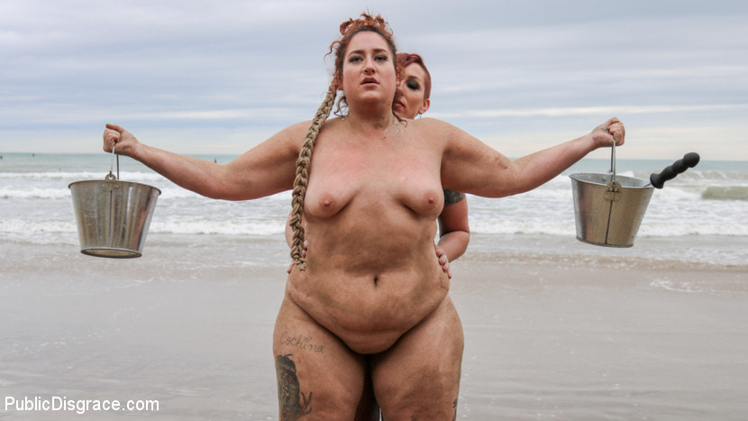 BBWミモザは尊厳の最後の恐怖をすべて犠牲にする