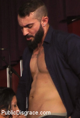 Cum Dumpster Loves Being Passed Around a Punk Show