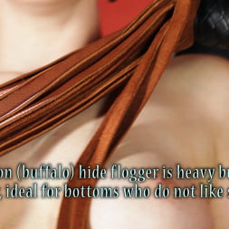 Sensual Flogging 101 - with Cleo Dubois
