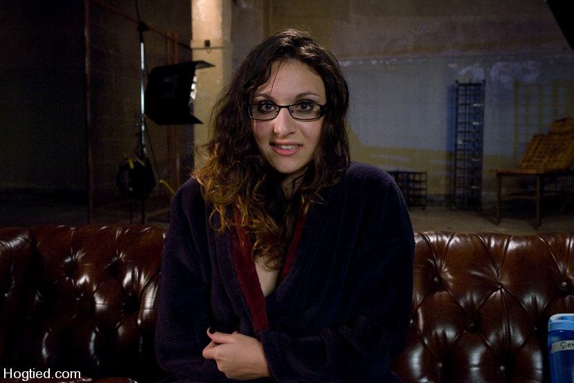 Amateur Casting Couch: Sienna the anal whore