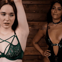 Turning Her Out: Vanessa Sky Uses Hazel Moore's Asshole