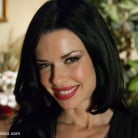 Veronica Avluv in 'The Lonely Housewife'
