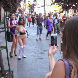 Zenda Sexy: Walk of Shame
