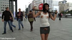 Zenza Raggi - Super Hot Euro Babe Disgraced in the Streets | Picture (19)